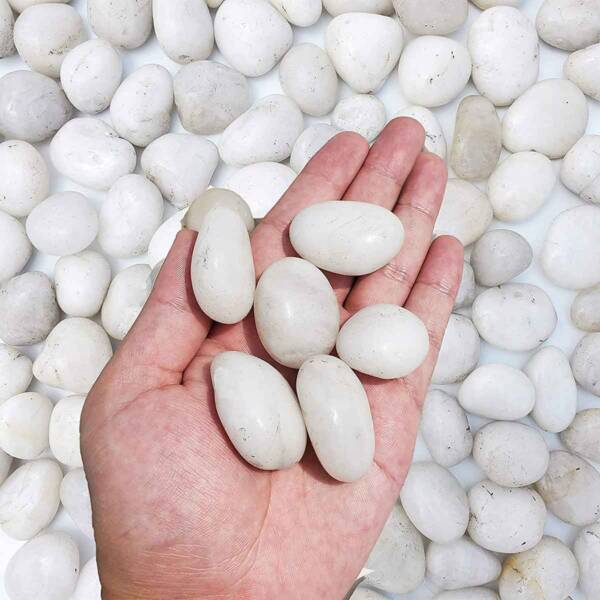 White Pebbles - Image 2